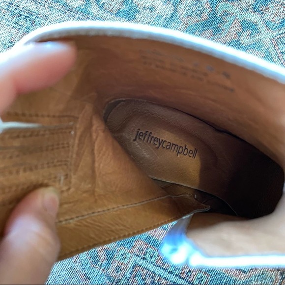 JEFFREY CAMPBELL Landyn zip front boot booties white 6.5 brand new - Picture 8 of 8